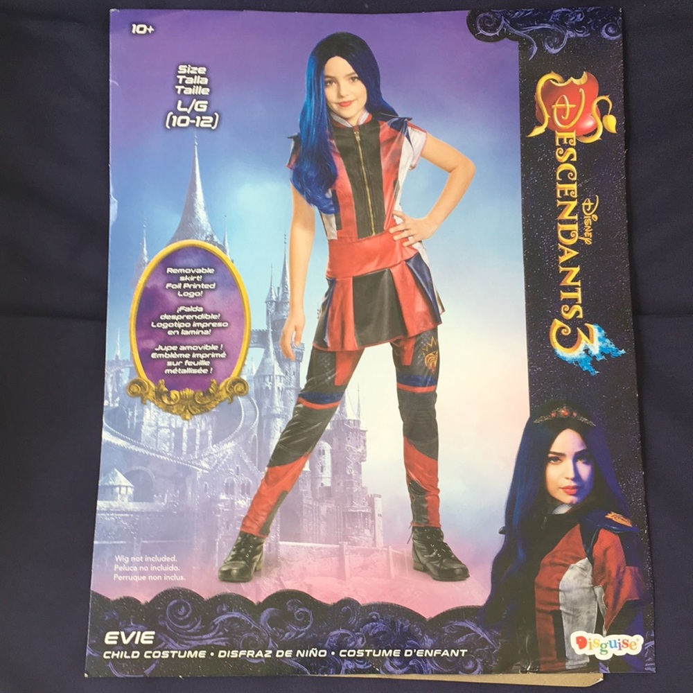 Descendants Halloween costume, wig included